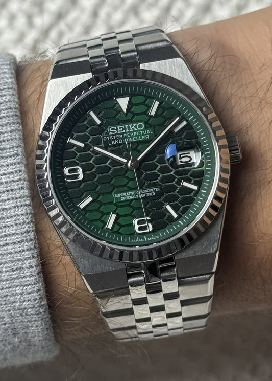 Seiko Land Dweller - Green