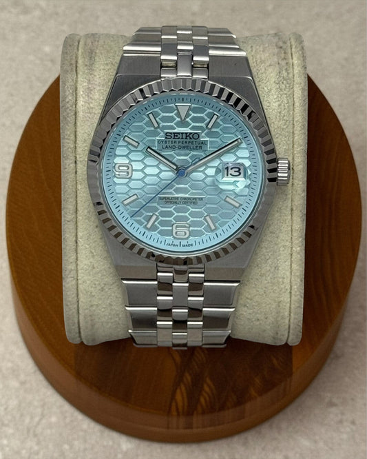PB TimePiece Honeycomb watch with a mint textured dial, stainless steel jubilee bracelet, and fluted bezel.