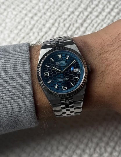 Seiko Land Dweller - Navy Blue