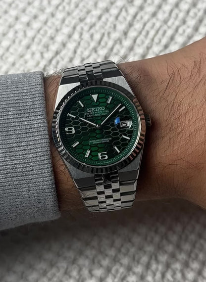 Seiko Land Dweller - Green